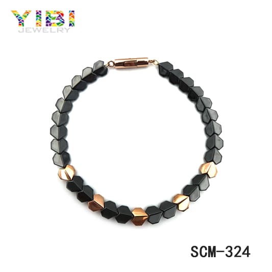 The beauty of ceramic bracelet