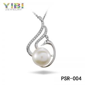 Brass cubic zirconia necklace with white pearl inlay