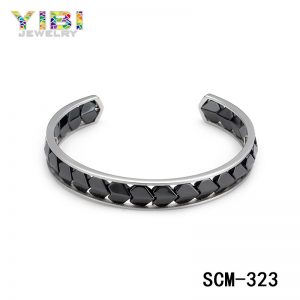 Plating personalized surgical steel bracelets