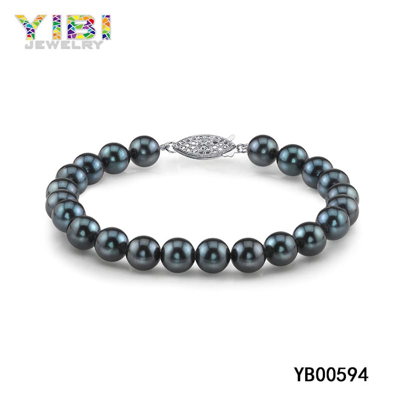 Tahitian pearl bracelet