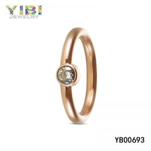 Stainless steel ladies rings with cubic zirconia inlay