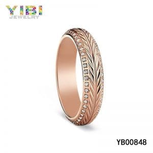 Rose gold plating titanium ring with cz inlay