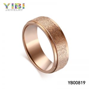 Rose gold plated stainless steel stardust wedding band