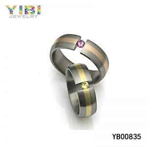 gold titanium ring