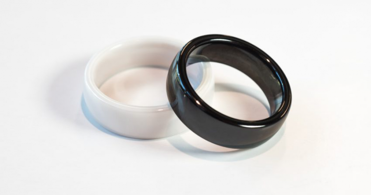 Smart Ceramic Ring with Payment Technology