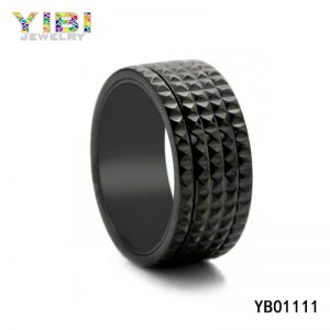 Black Plated Pyramid Spikes Stainless Steel Ring